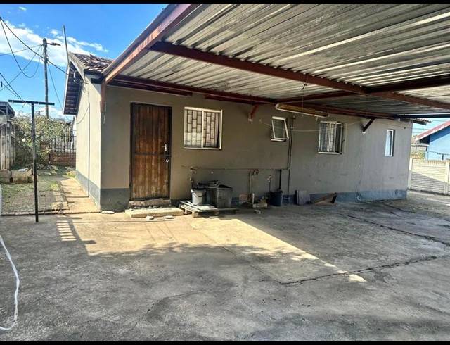 3 BEDROOM HOUSE FOR SALE IN EASTWOOD